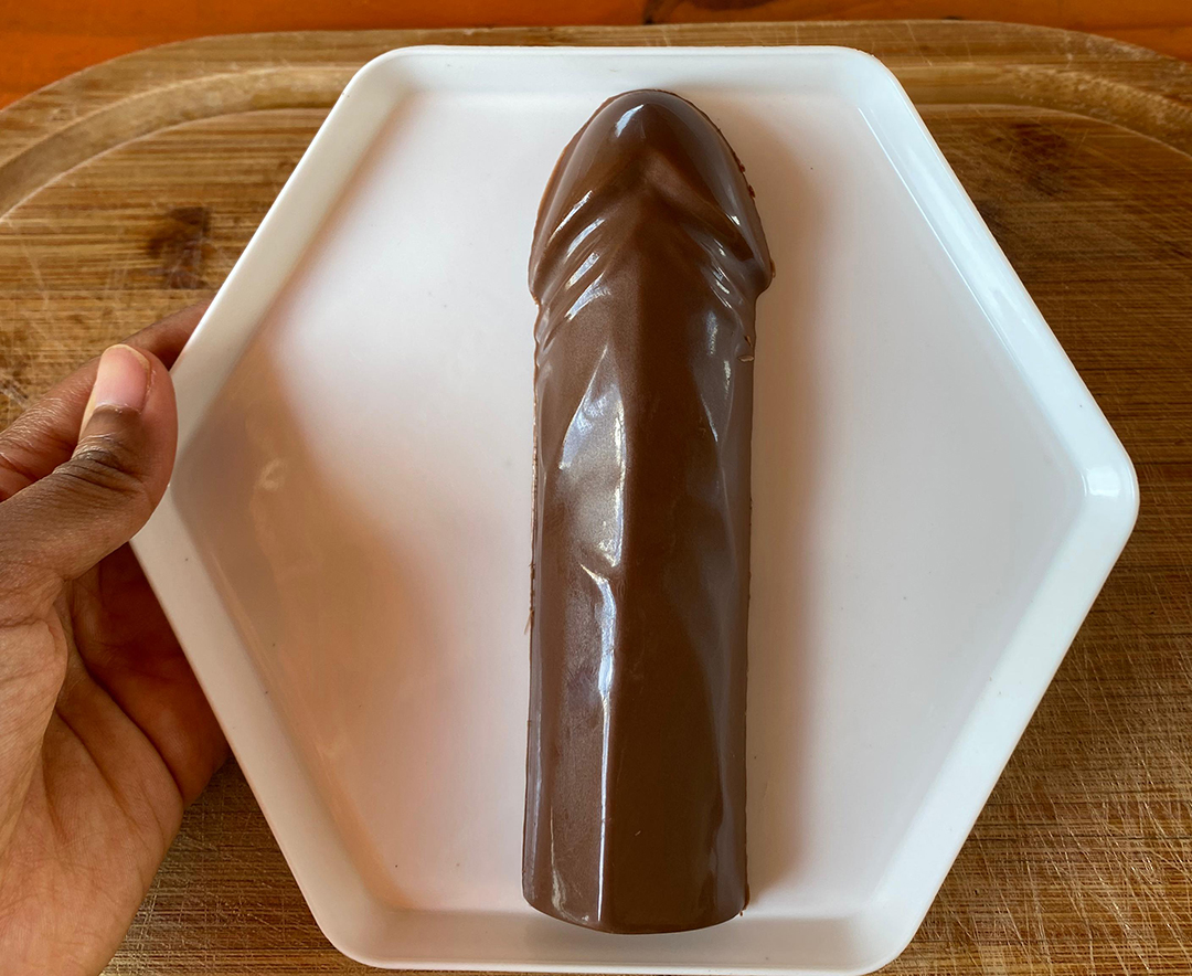 Chocolate Pênis Ereto Recheado
